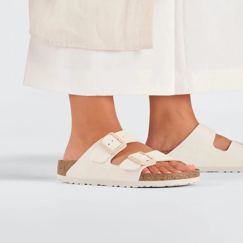 Arizona - The Birkenstock Signature Double Band Sandal in Eggshell