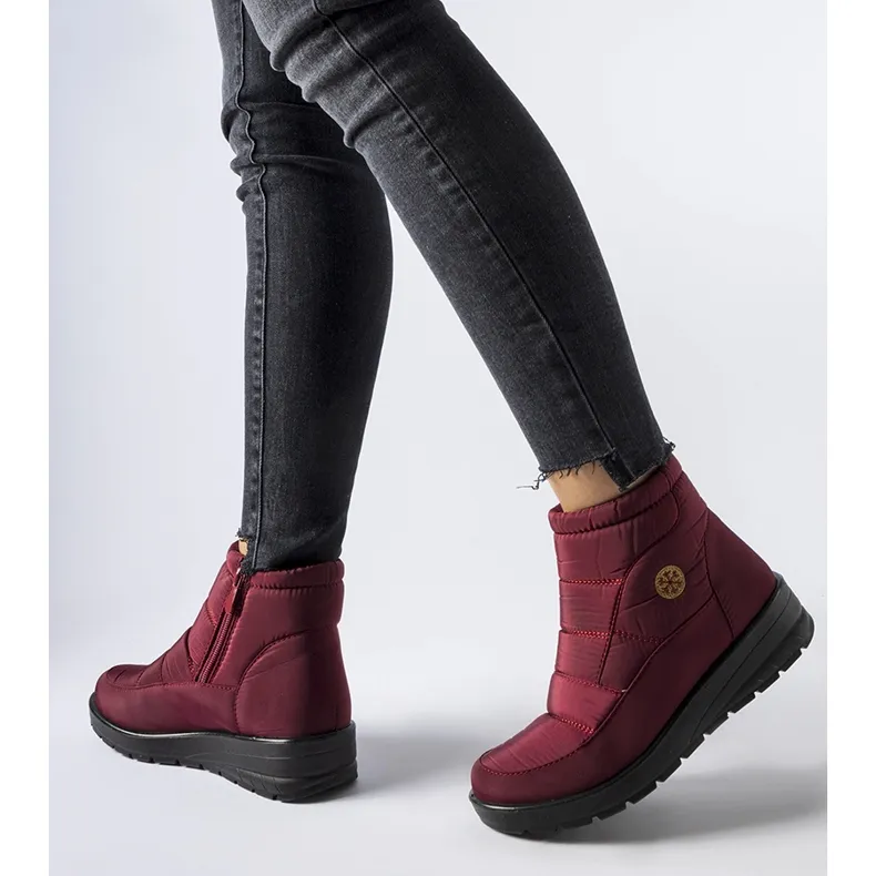 Burgundy snow boots with a low wedge Vittore red