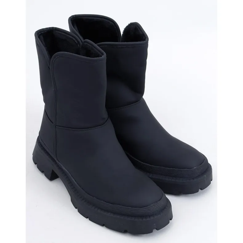 Lizzo Black snow boots