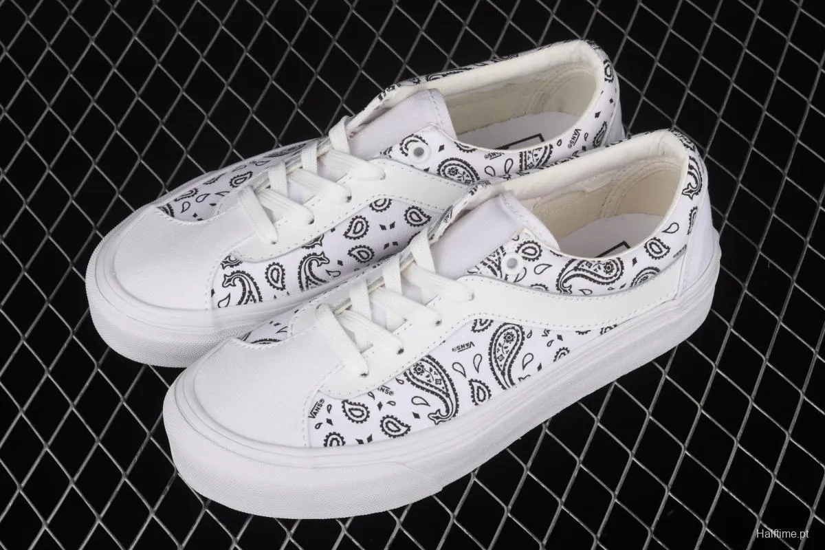 Vans Bold NI black and white printed cashew flower low upper board shoes VN0A3WLP42M