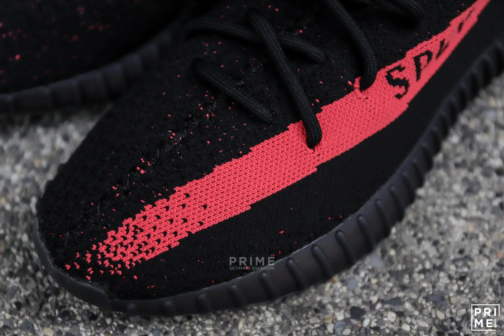 Yeezy 350 Core Black  Red (BY9612)