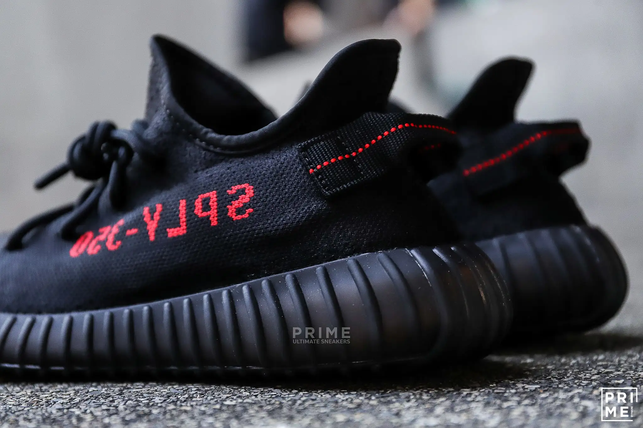 Yeezy 350 V2 Bred (CP9652)