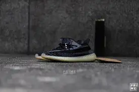 Yeezy 350 v.2 CARBON (Fz5000)