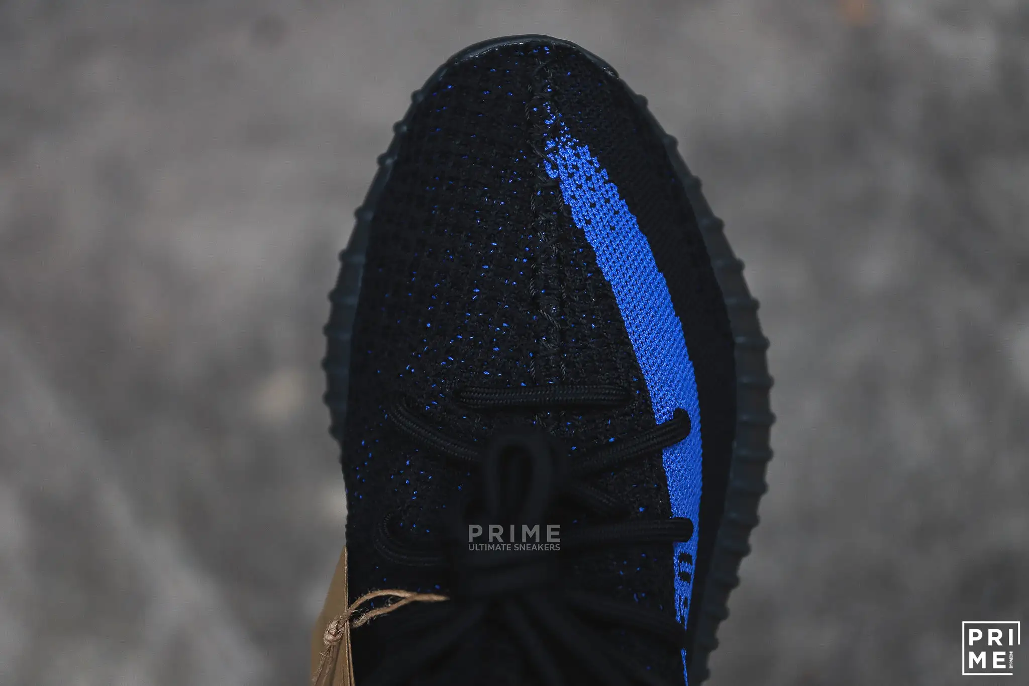 Yeezy 350 V2 Dazzling Blue (GY7164)