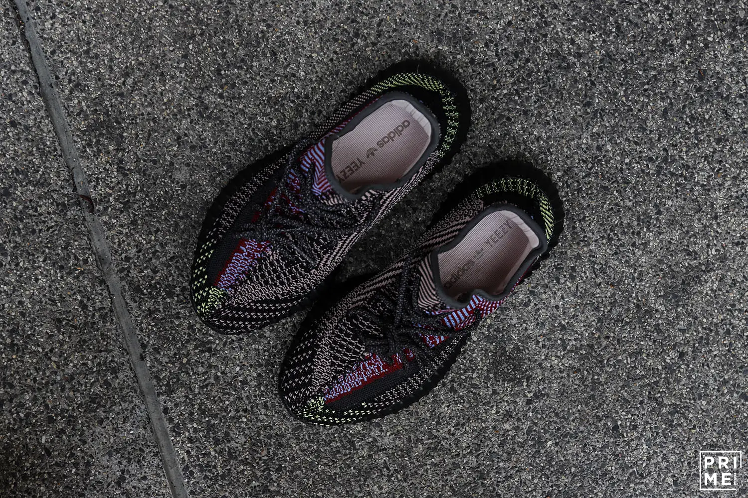 Yeezy 350 v.2 Yecheil (FW5190)